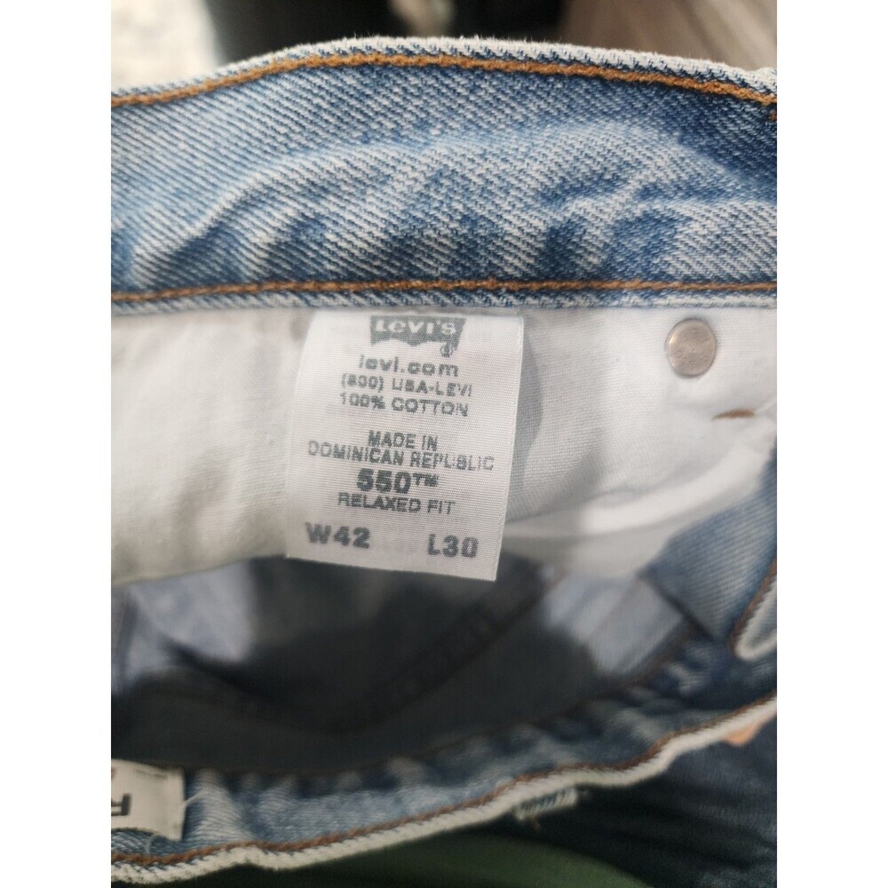Levi's 550 Relaxed Fit Jeans Mens Size 42x30 Light Wash Denim Blue - Picture 6 of 10
